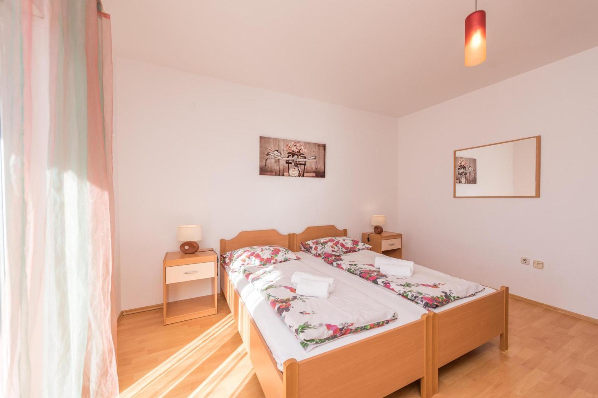 Family Friendly Pool House Ana - Happy Rentals بيبينيا المظهر الخارجي الصورة