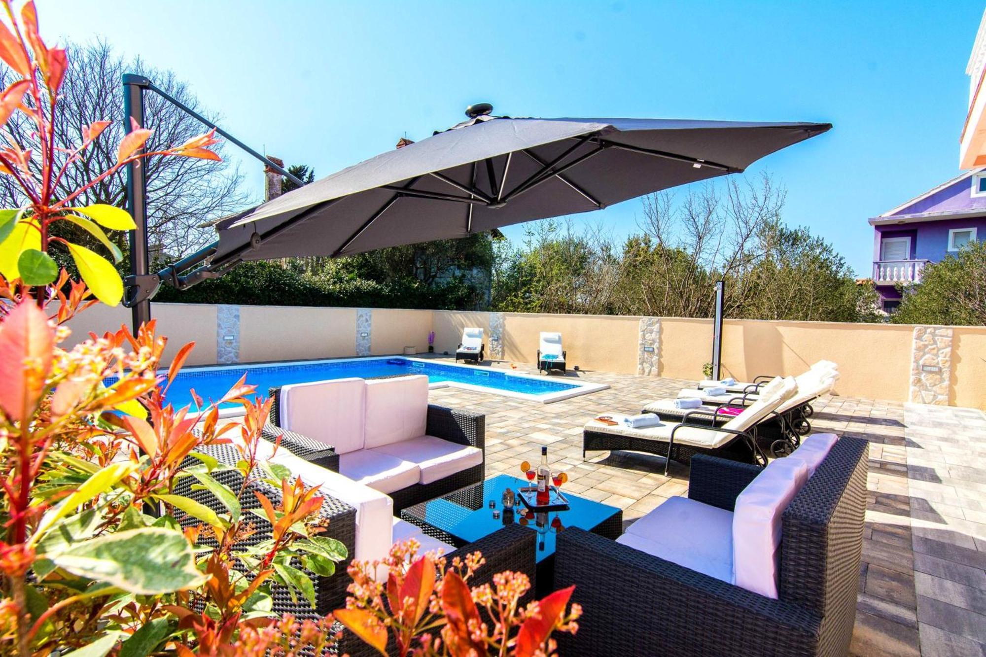 Family Friendly Pool House Ana - Happy Rentals بيبينيا المظهر الخارجي الصورة
